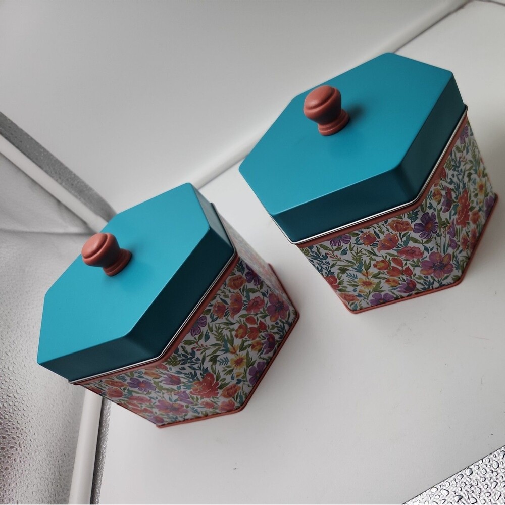 2 The Pioneer Woman Spring Floral Printed Pink Hexagon Metal Can w/ Teal Lid